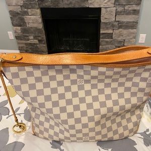 Louis Vuitton Delightful PM